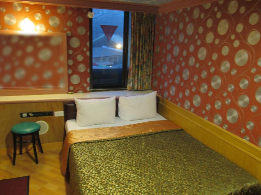 One Plus One Hotel Тайбэй Номер фото